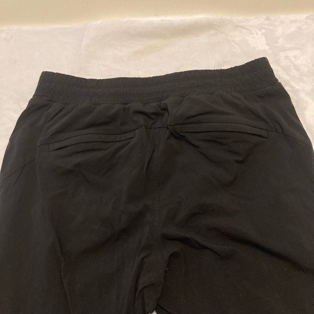Athleta Trekkie Belted Black Hiking Commute Travel Pants Size 10 - Picture 13 of 14